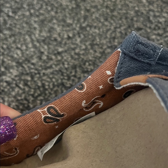 **sold** - Picture 6 of 8